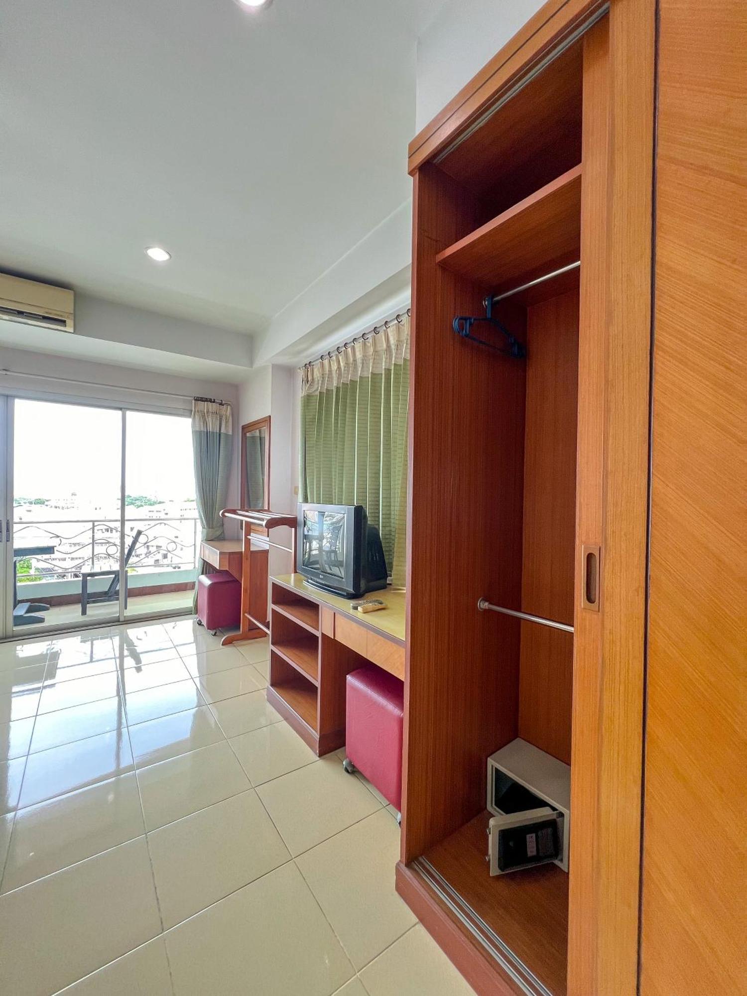 Pattara Mansion พัทยา Hotel Pattaya Exterior foto