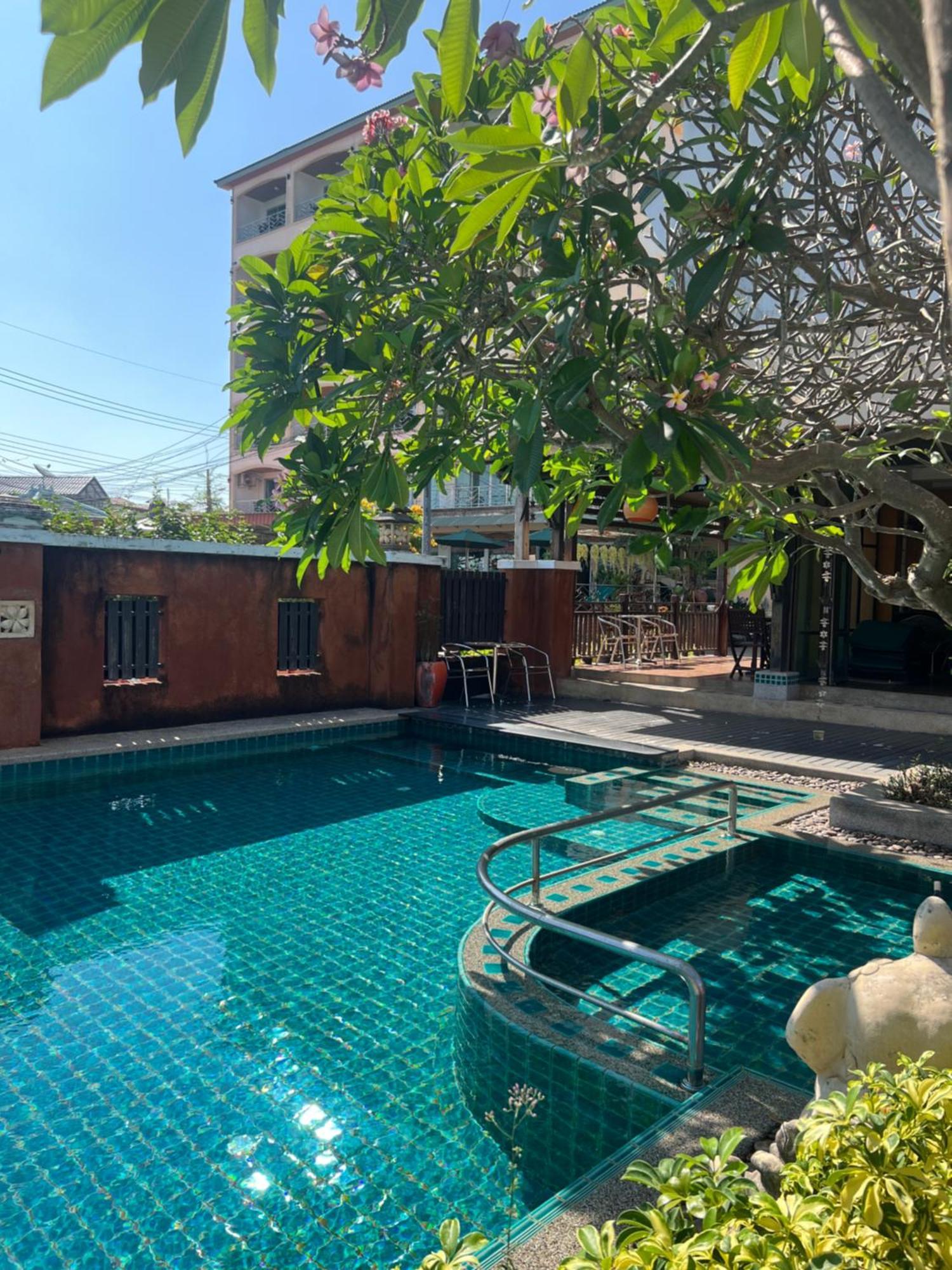 Pattara Mansion พัทยา Hotel Pattaya Exterior foto