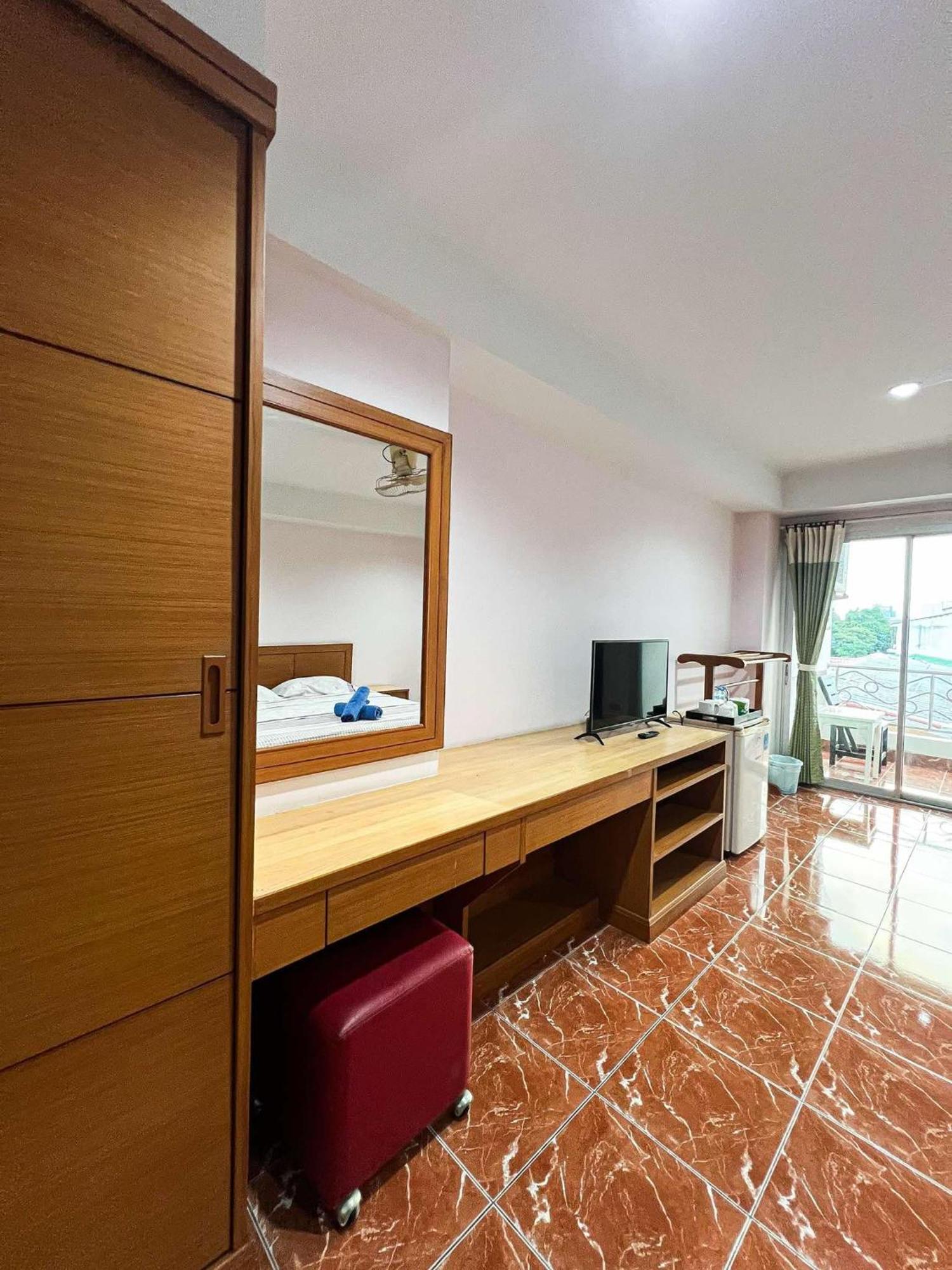 Pattara Mansion พัทยา Hotel Pattaya Exterior foto